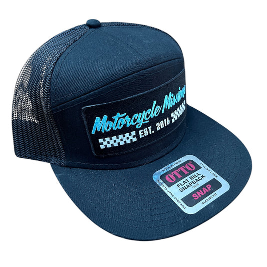 SNAPBACK 2 PANEL HAT - BLACK